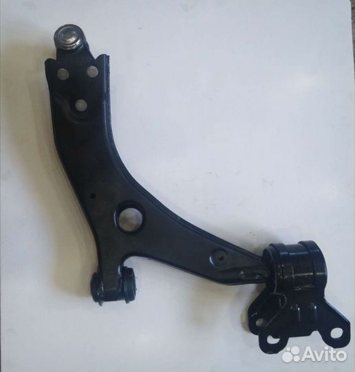 Форд Фокус 3 рычаг передний левый
