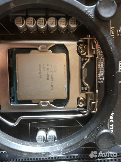 Материнская плата в сборе