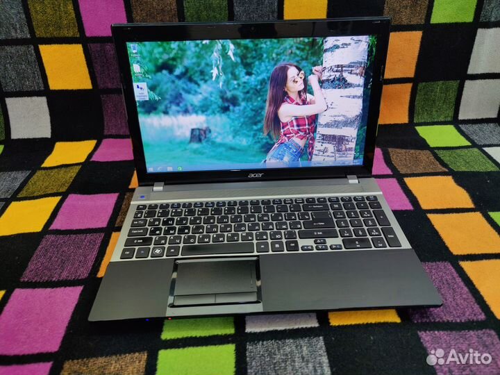 Ноутбук acer aspire V3-551G-10464G50Maii