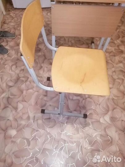 Парта со стулом