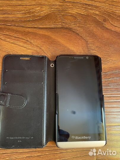 BlackBerry Z10 STL100-1, 2/16 ГБ