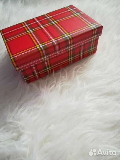 Подарочные коробки