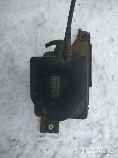 Моторчик круиз контроля на Хонда Црв 2004 года