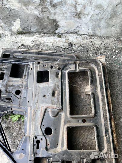 Двери икрыло для автомобиля газ 24