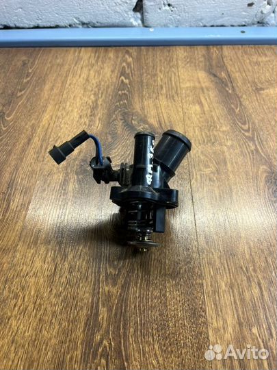 Корпус термостата Ford Mondeo III 2.0 2004