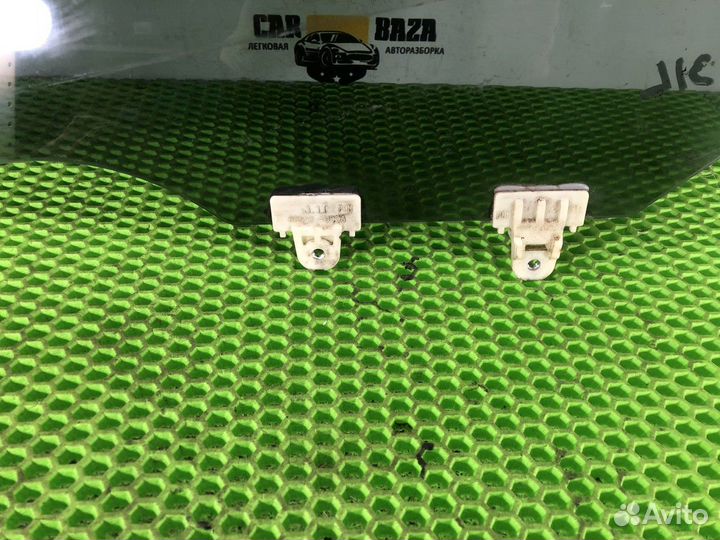 Стекло двери заднее левое L Nissan X-Trail