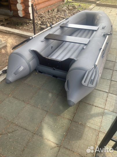 Лодка нднд Флагман