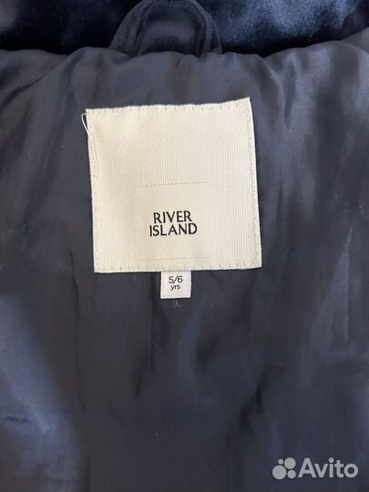 Куртка демисезонная для девочки. 116 см