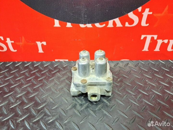 Кран 4-х контурный