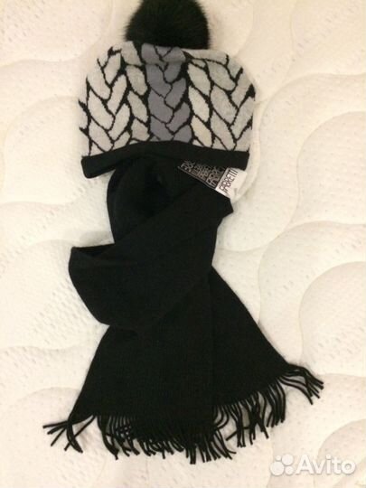 Комплект шапка и шарф