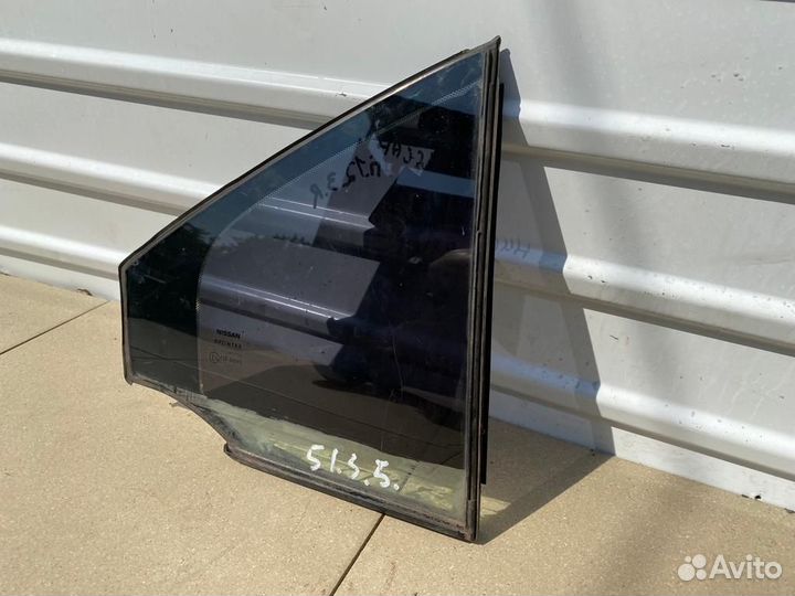 Стекло треугольник заднее правое Nissan Primera P1