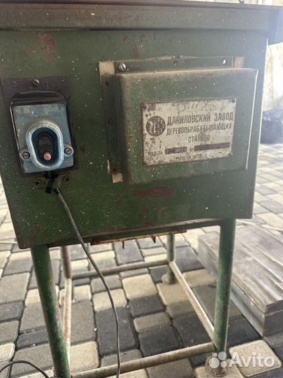 Распиловочно фуговальный станок