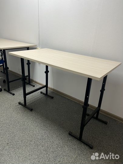 Письменный стол