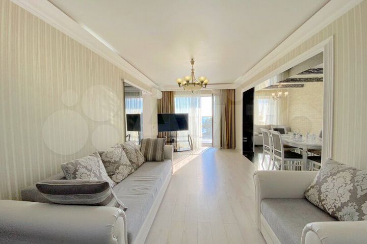 2-к. квартира, 46 м², 10/18 эт.