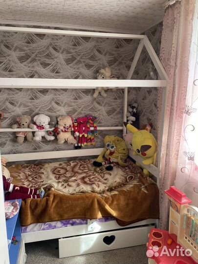 Детская кровать домик