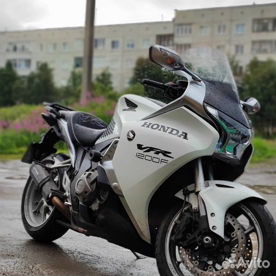 Honda vfr1200fd