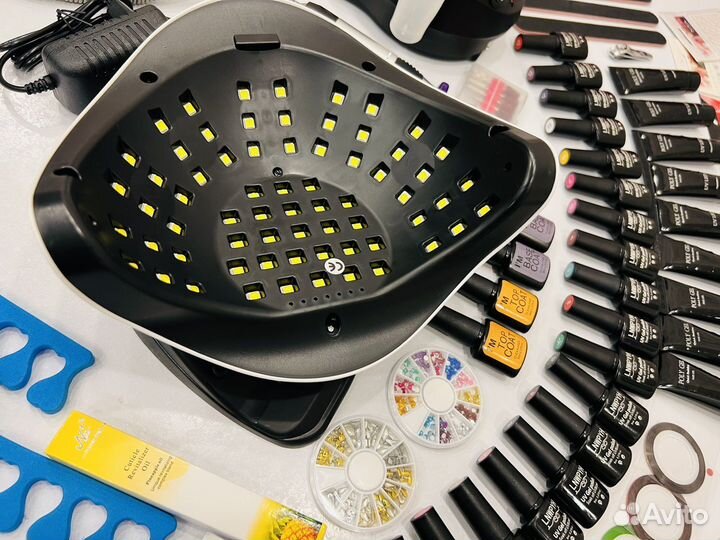 Огромный набор для маникюра