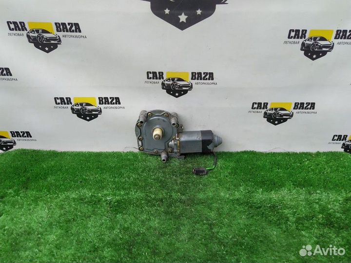 Моторчик стеклоподъемника задний правый Audi A6