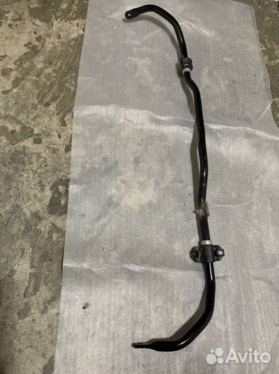 Передний стабилизатор