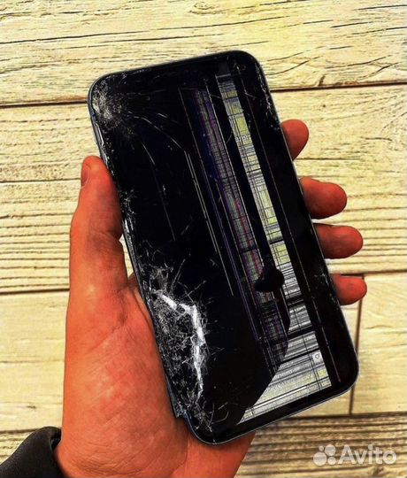 Замена аккумуляторов iPhone. Замена экрана iPhone