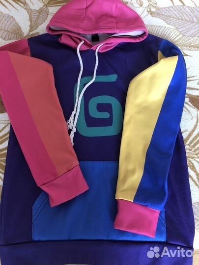 Спортивная кофта