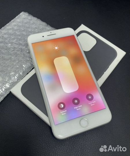iPhone 8 Plus, 128 ГБ