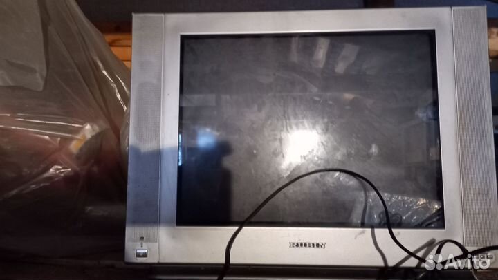 Телевизор на запчасти