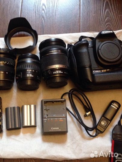 Зеркальный фотоаппарат Canon обмен на автомобиль и