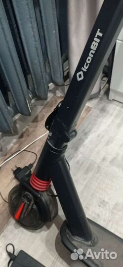 Электросамокат iconbit