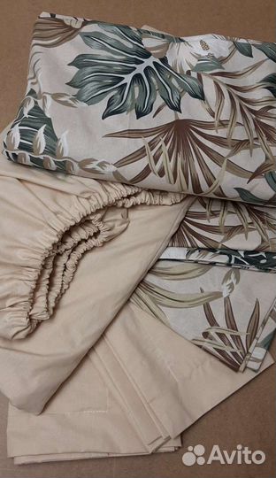 Простынь на резинке