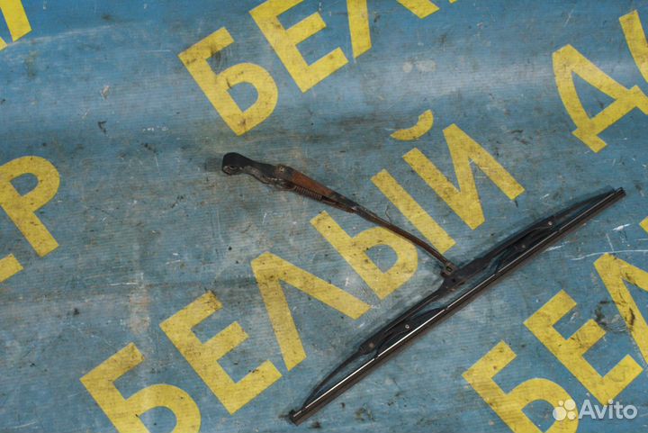 Поводок заднего дворника Subaru Legacy B11