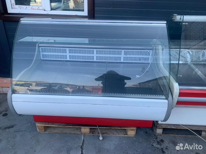 Витрина холодильник