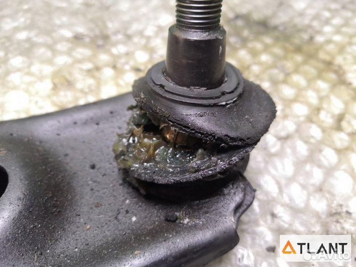 Рычаг передний левый toyota passo