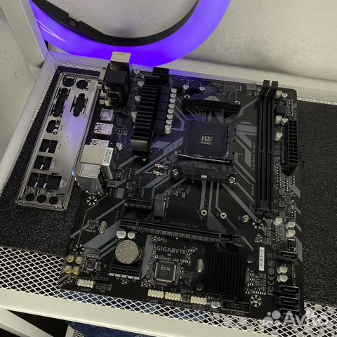 Материнская плата gigabyte B450M S2H купить в Санкт-Петербурге ...