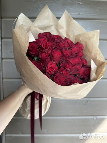 Букет из 51 красной розы