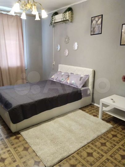 1-к. квартира, 42 м², 1/5 эт.