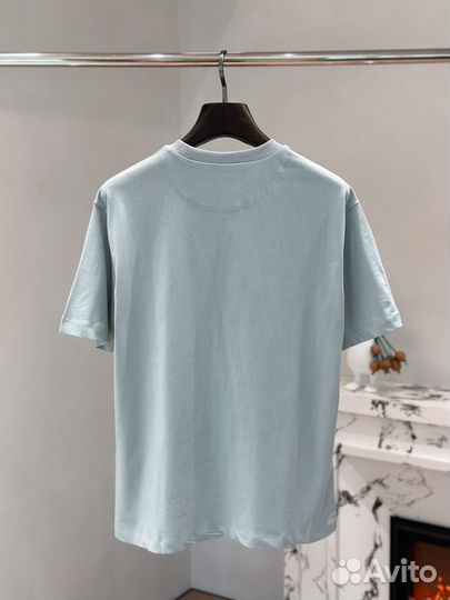 Футболка Prada