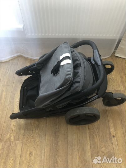 Продам коляску всесезонная