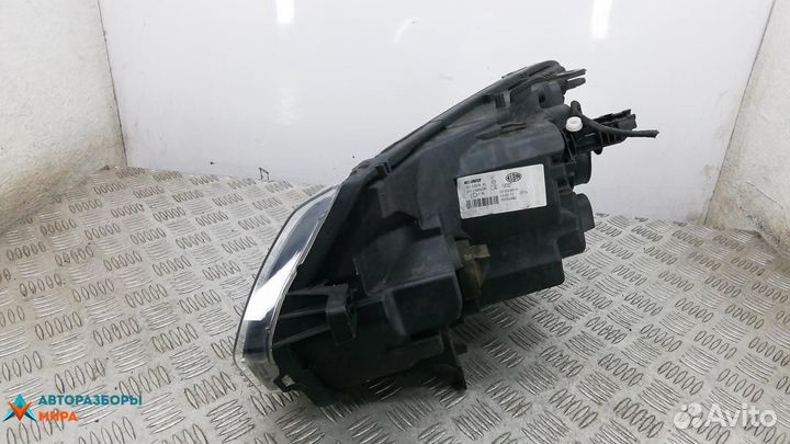 Фара правая Dacia Sandero 2 2013 260604218R