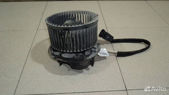 Моторчик печки Renault Sandero 1