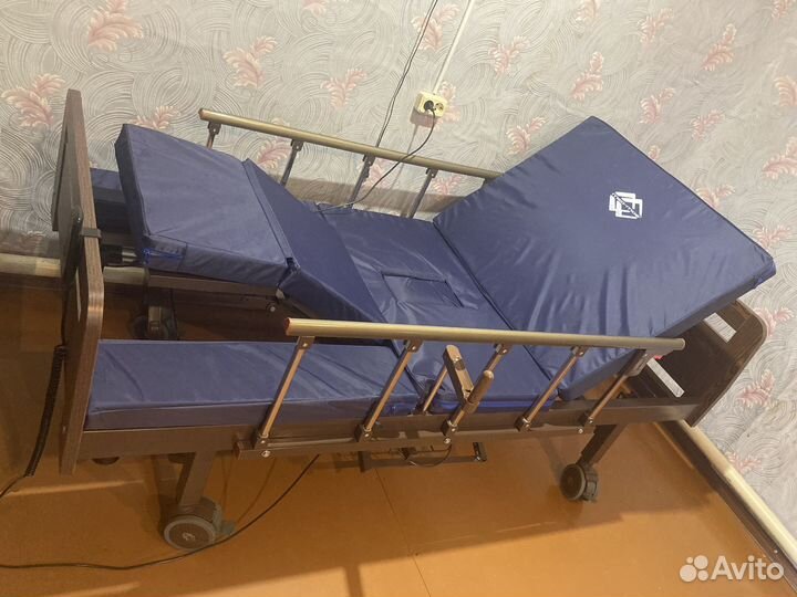 Кровать медицинская электрическая