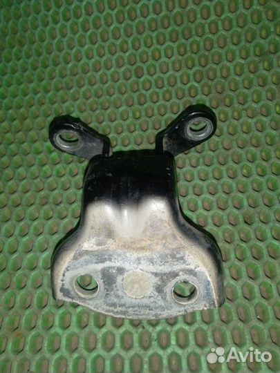 Петля двери задняя левая Chevrolet Rezzo A16DMS