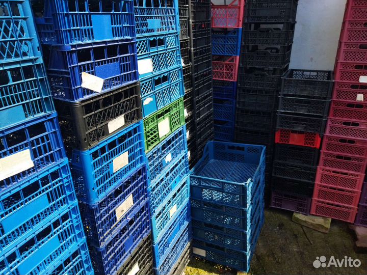 Ящики пластмассовые и деревянные