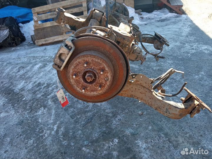 Балка задняя Nissan X-trail DNT31