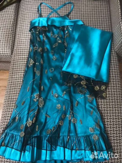 Женское платье