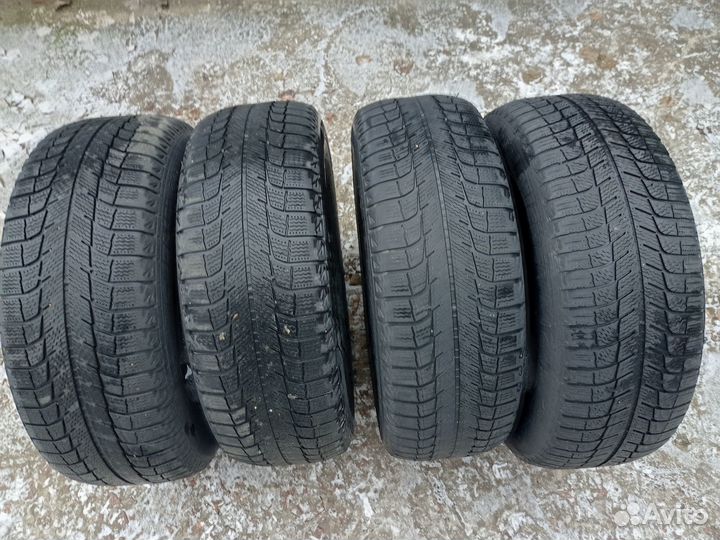 Michelin X-Ice 215/65 R16