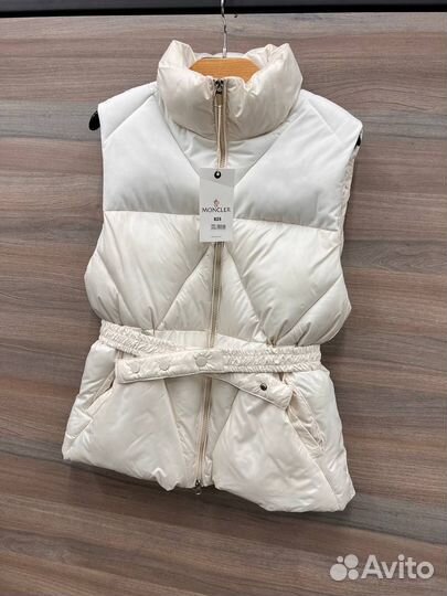 Жилетка женская moncler 3 цвета