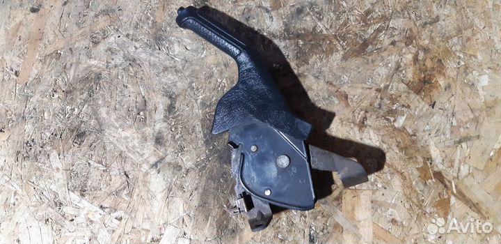 Рычаг стояночного тормоза Lexus LX470 (J100) II (1