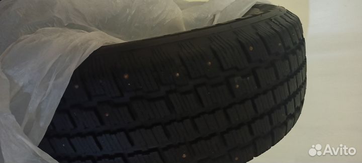 Cooper Weather-Master SA2 225/60 R17