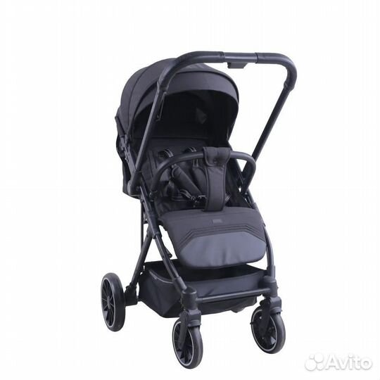 Прогулочная коляска с перекидной ручкой
